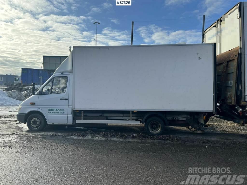 Mercedes-Benz 414 Box car with tail lift. Total weight 4600 kgs Autre fourgon / utilitaire