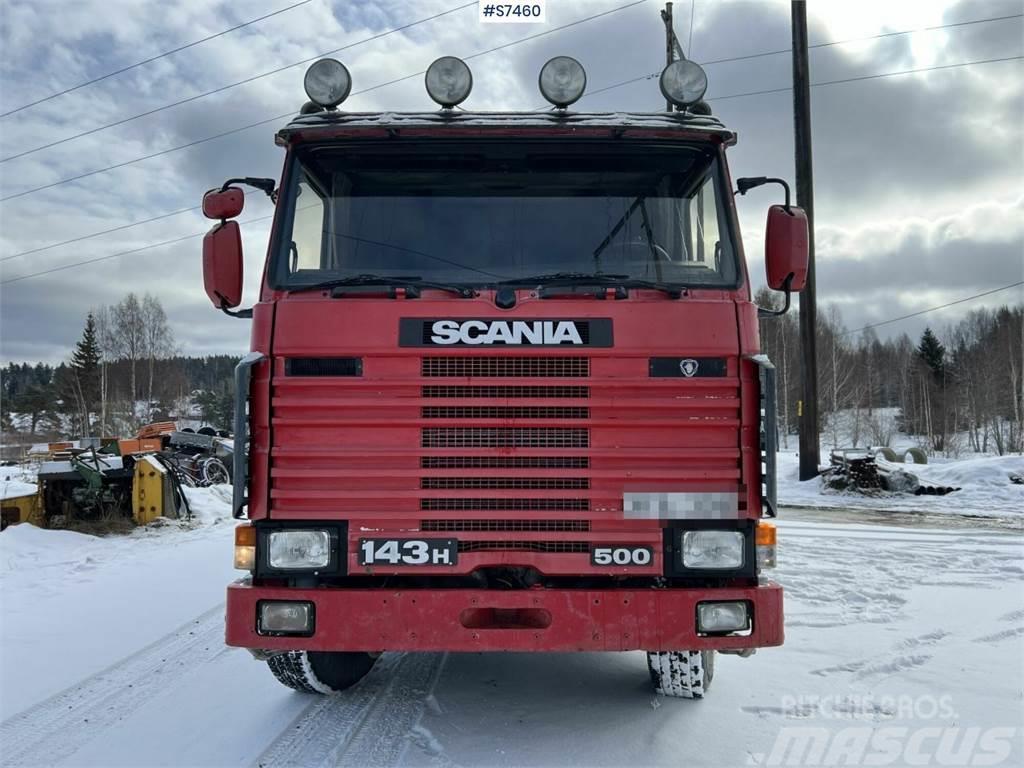 Scania R143 HL 8x2 59 with Atlas Copco XRVS466 compressor Camions et véhicules municipaux