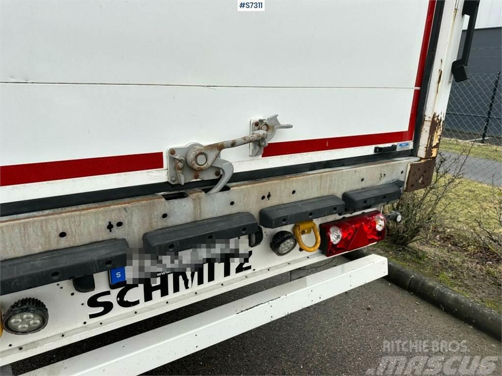Schmitz Cargobull Box trailer with roller shutter Autre remorque