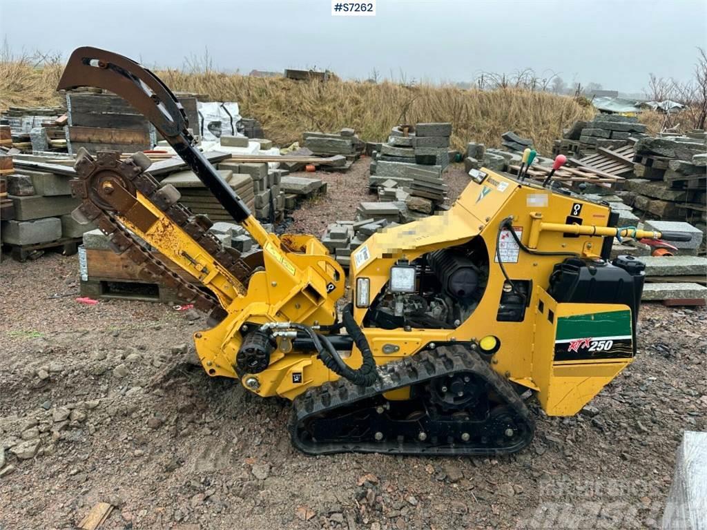 Vermeer RTX250 Trencher SEE VIDEO Autre