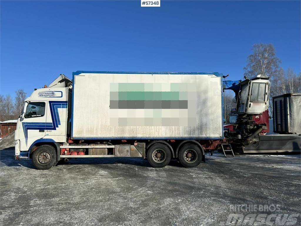Volvo FH 6*4 Chip Truck with Palfinger crane Camion Fourgon