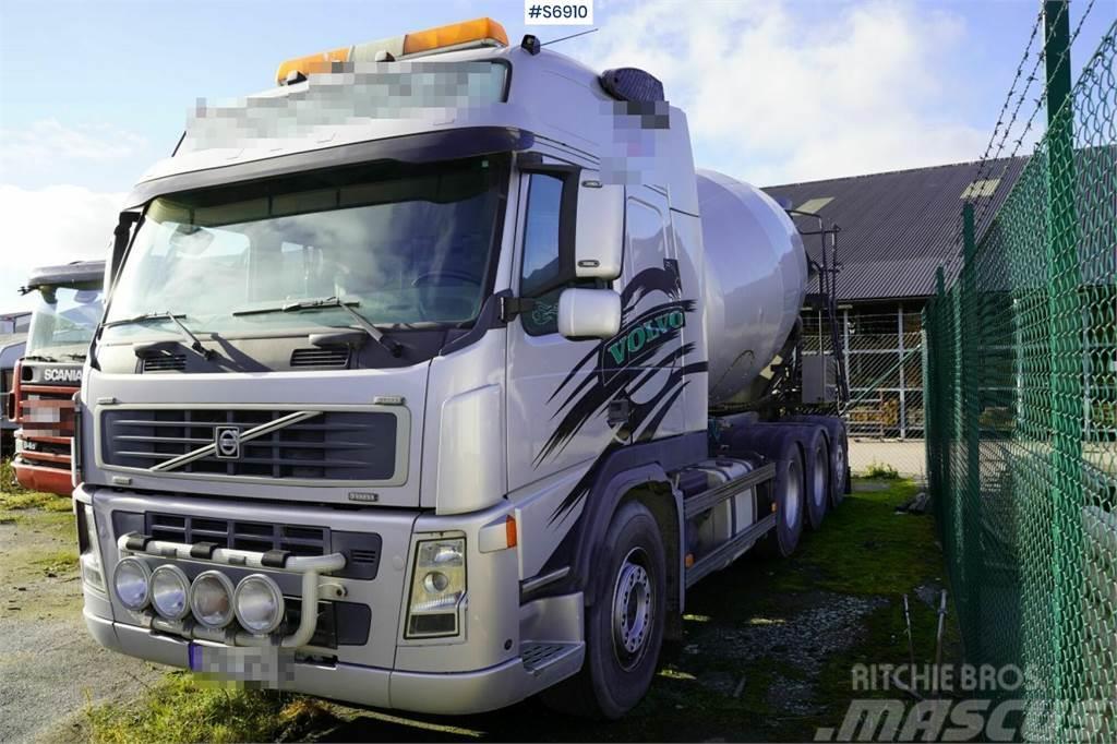 Volvo FM 440-37 8x4, cement truck Camion malaxeur