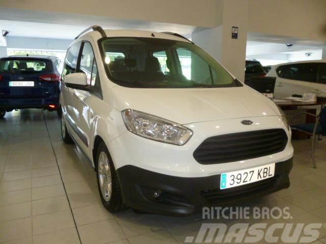Ford TRANSIT COURIER 1.5TDCI 75PS AMBIENTE 75 4P Utilitaire