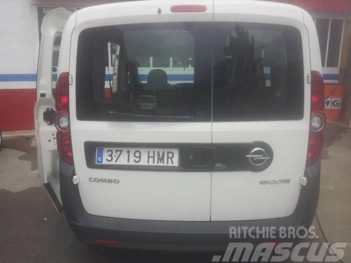 Opel Combo N1 Tour 1.3CDTI Expression L1H1 90 Utilitaire