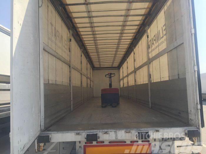  SEMIR-REMOLQUE CAJA ABIERTA Autre camion