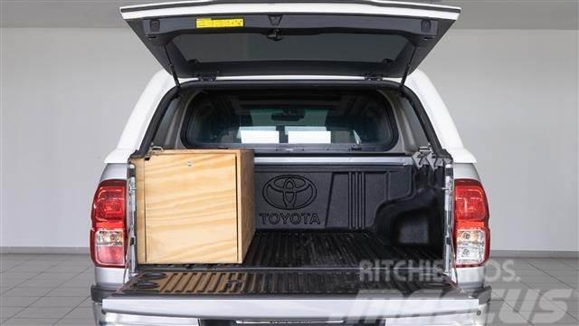 Toyota Hilux Cabina Doble VXL Aut. Utilitaire