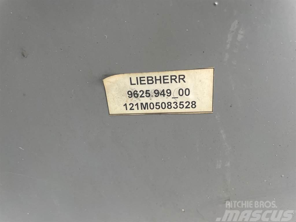 Liebherr A934C-9625949-Stair panel/Trittstufen/Traptreden Châssis et suspension