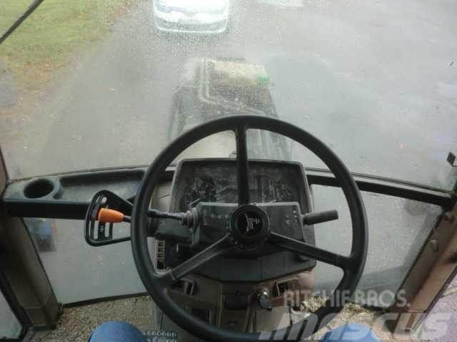 John Deere 6900 Tracteur
