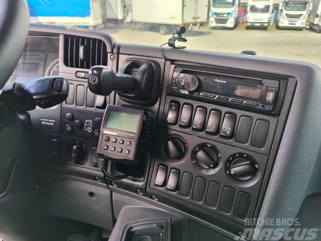 Scania P 360 Camion frigorifique
