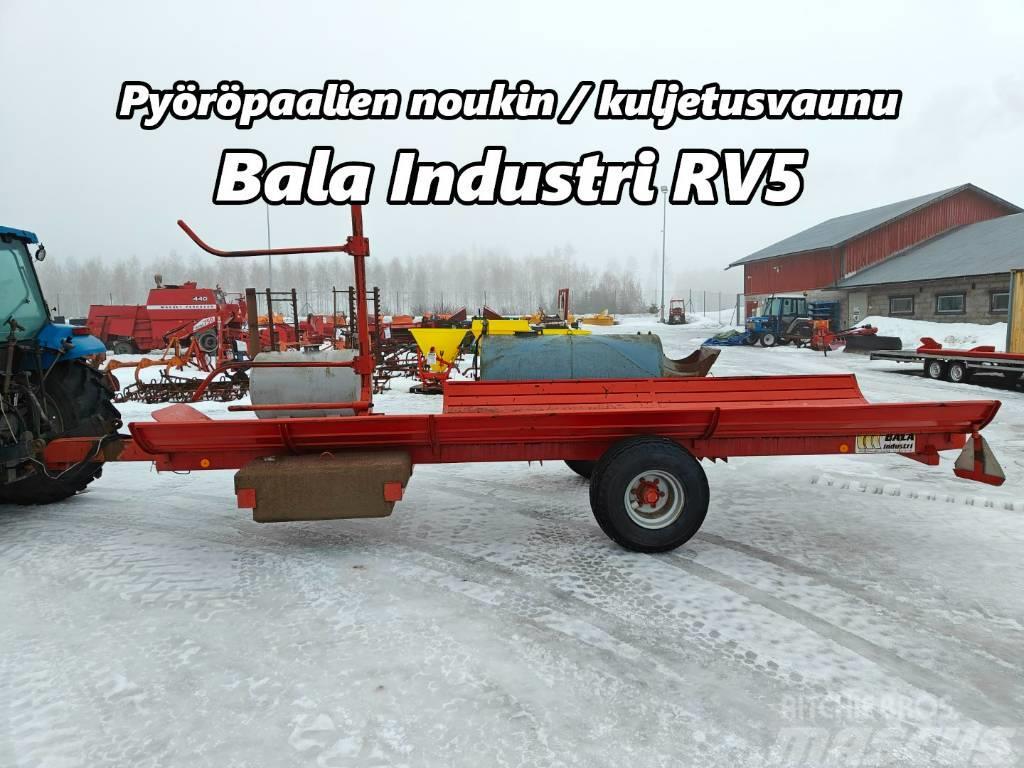 Bala Industri RV5 paalivaunu - VIDEO Plateau à paille