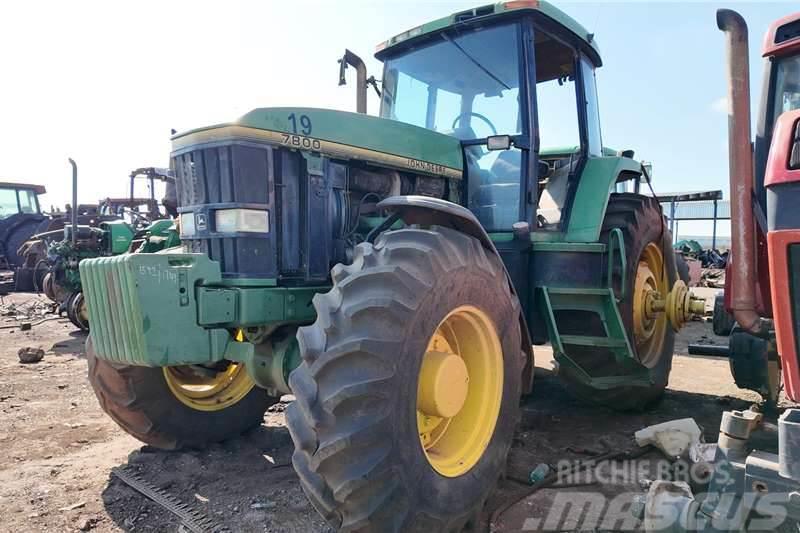 John Deere JD 7800 Tractor Now stripping for spares. Tracteur