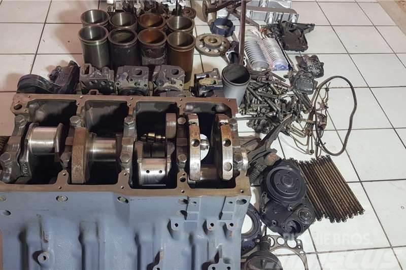 Mercedes-Benz OM 402 T Engine Stripping For Spares Autre camion