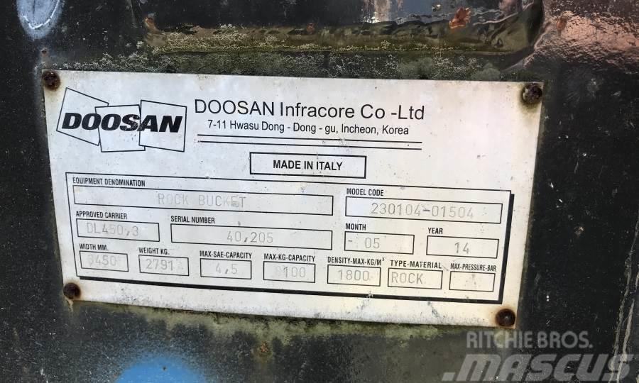 Doosan Für DL450 - Felsschaufel - 345 cm Autres accessoires