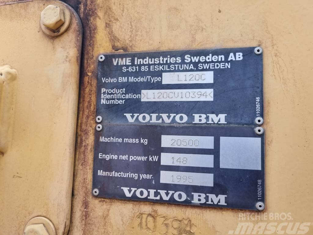 Volvo BM L120C Chargeuse sur pneus
