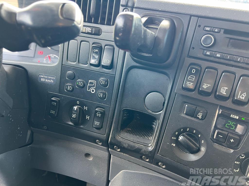 Scania P450 10x4 alustana Châssis cabine