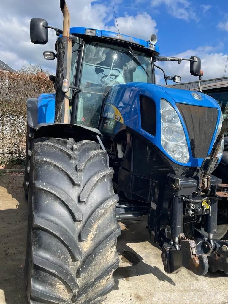 New Holland T7050 T7050 Tracteur