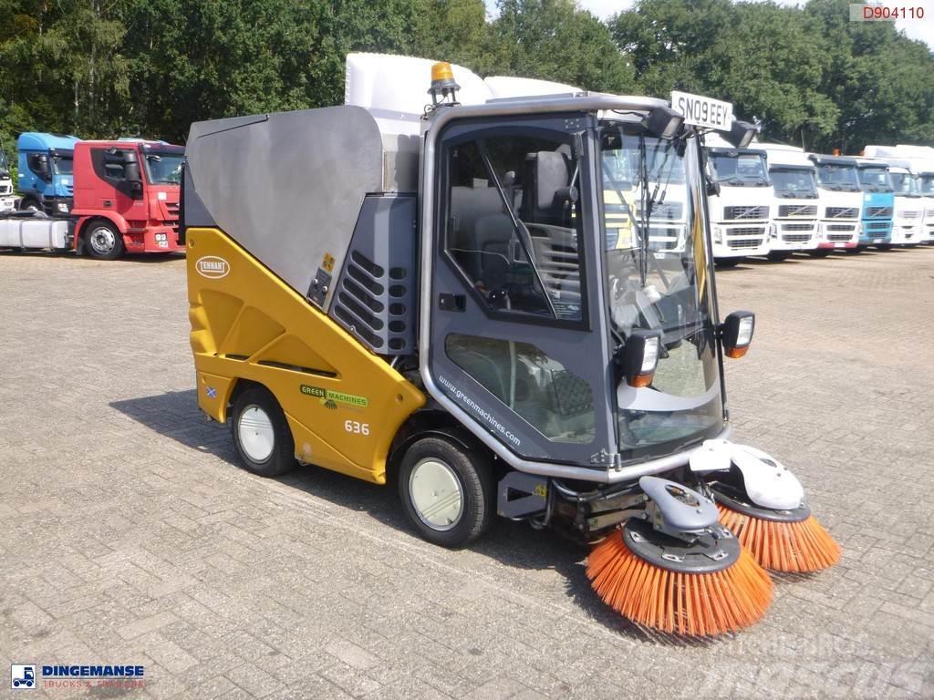 Applied sweeper Green machine 636 Camion aspirateur, Hydrocureur