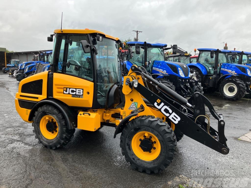 JCB 407 Agri Chargeur frontal, fourche