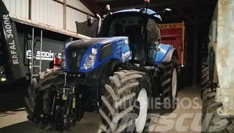 New Holland T 8.300 AC Tracteur