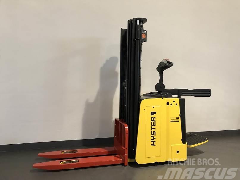 Hyster S1.5S IL Gerbeur accompagnant