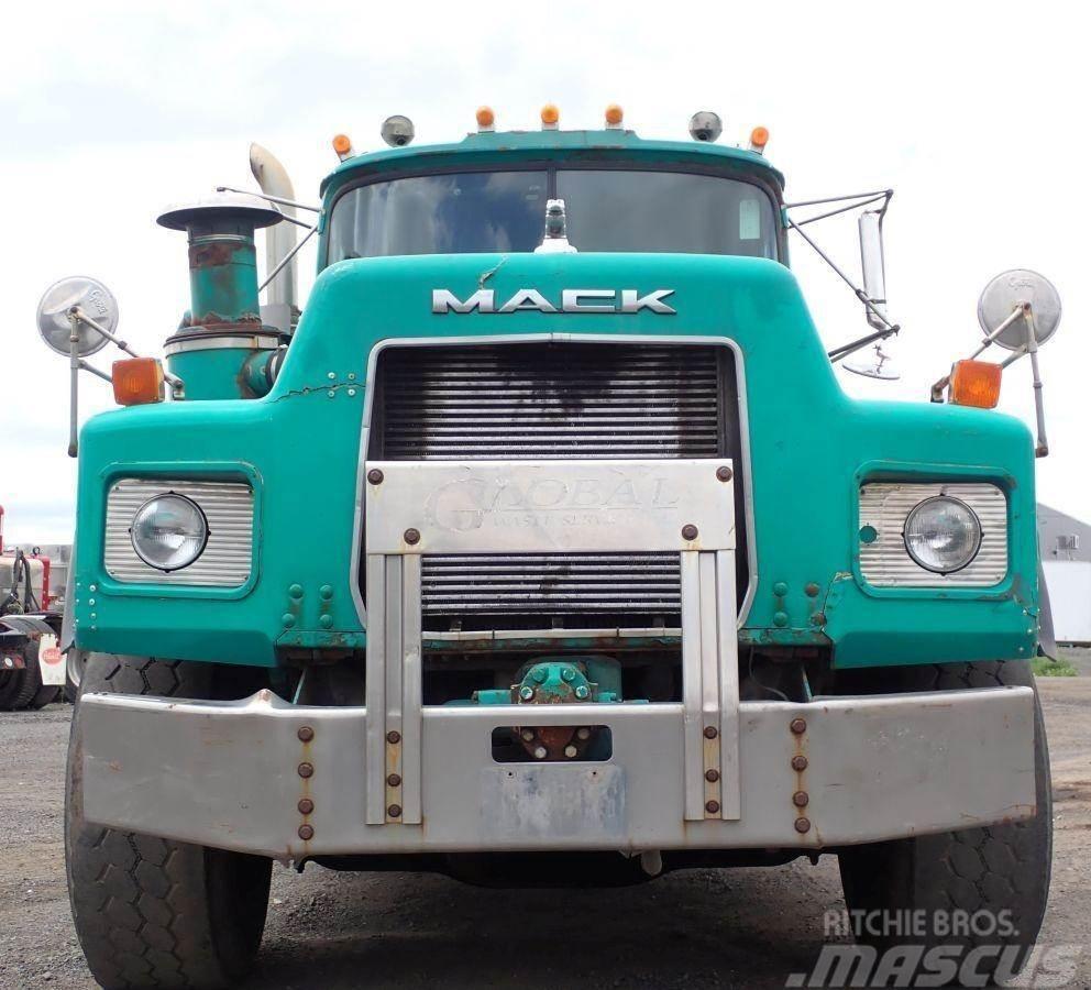 Mack RB688S Camion ampliroll