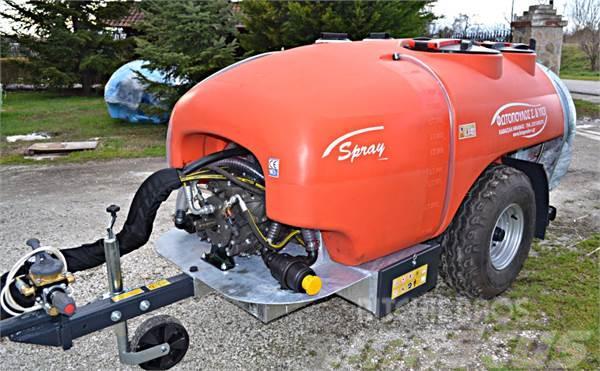  Fotopoulos 1100L Turbo spray Autres équipements pour tracteur