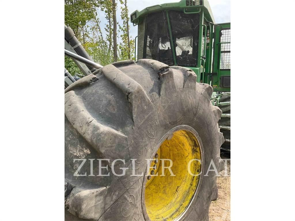 John Deere & CO. 748L Tracteurs forestiers