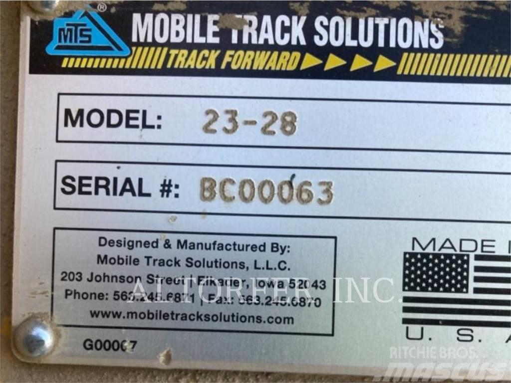 Mobile Track Solutions MT23-28 Scraper