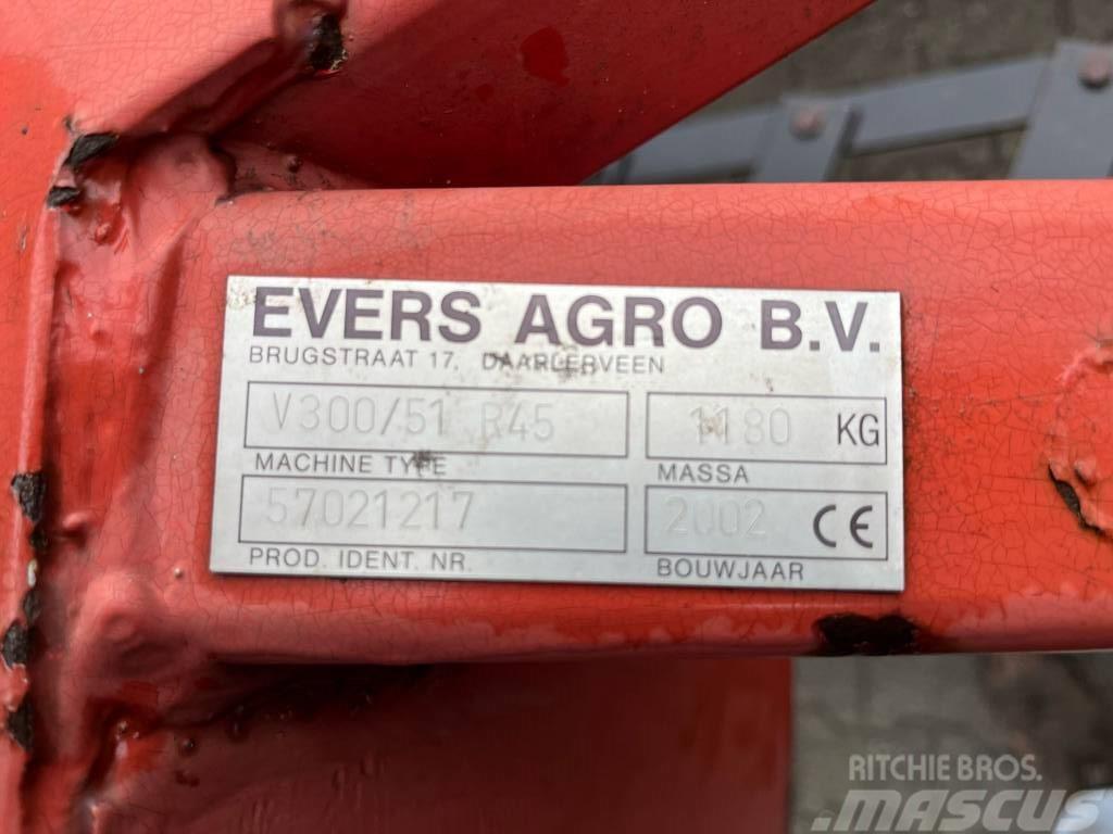 Evers Skyros V300/51 R45 Crover crop