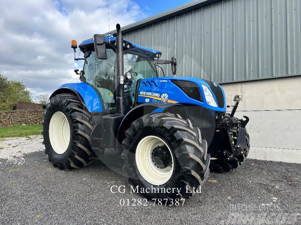 New Holland T 7.270 Auto Command Tracteur