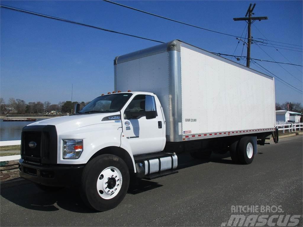 Ford F750 Camion Fourgon