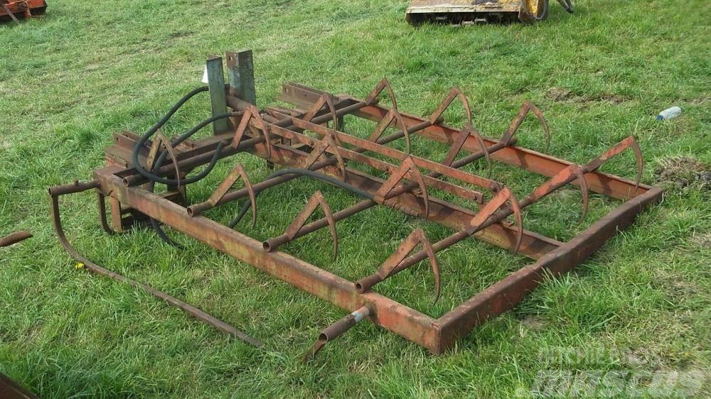 Browns Flat 8 grab £280 Tracteur