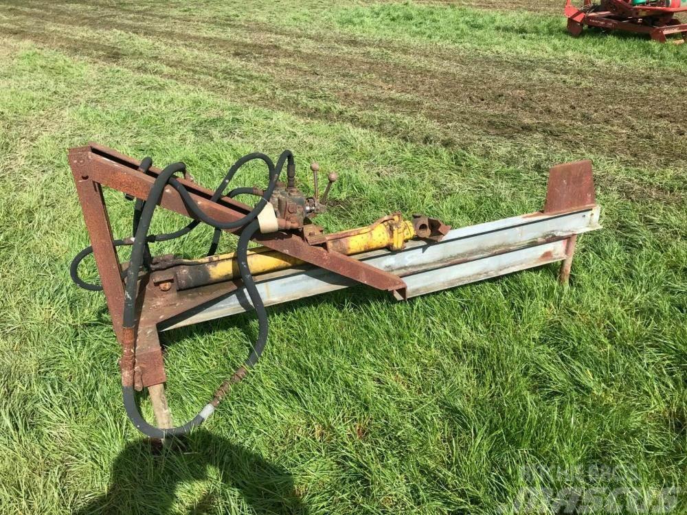 Log Splitter - Heavy Duty - tractor operated £380 Autres accessoires