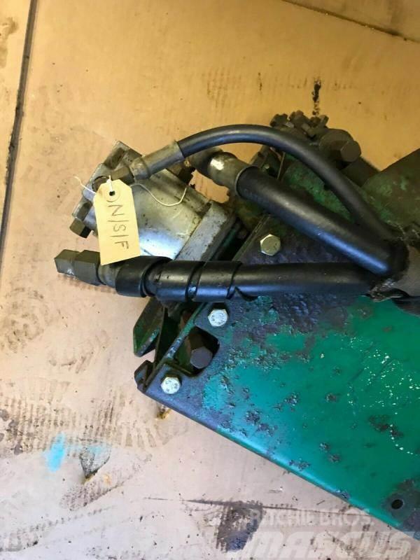 Ransomes 350 D Near side front mower reel and motor £200 pl Autres accessoires