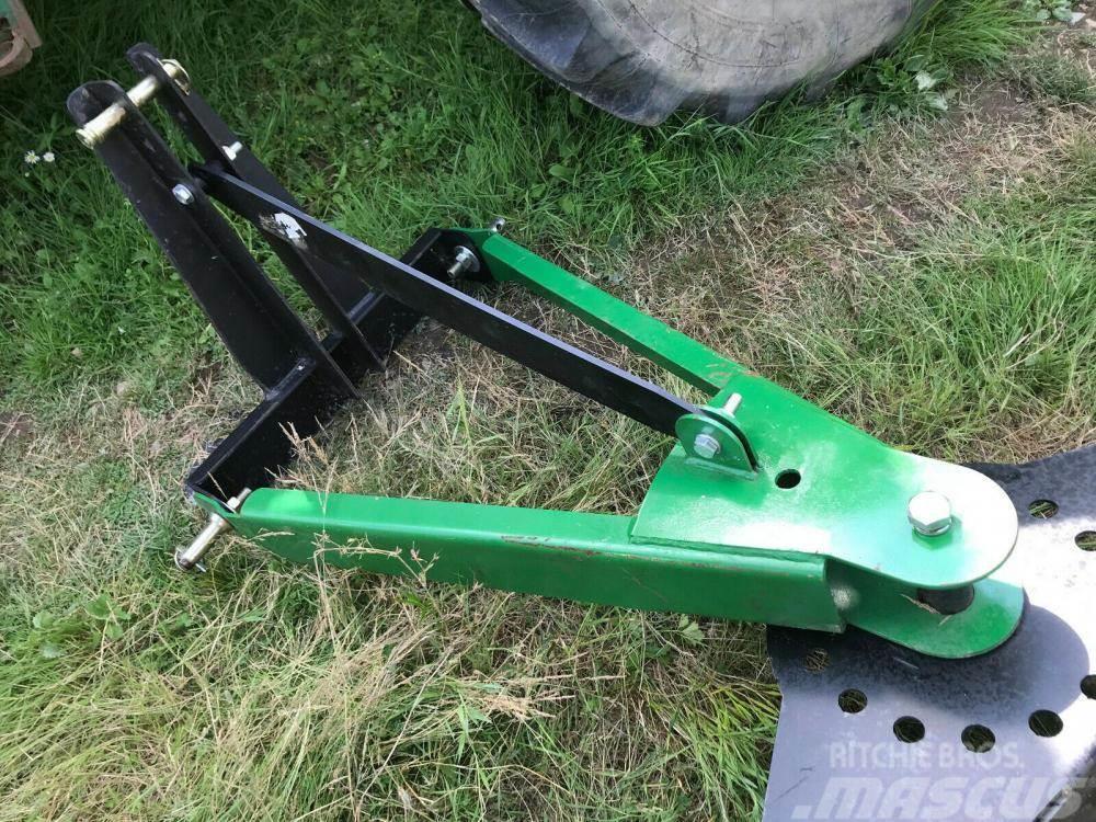  Tractor mounted scraper blade Tracteur