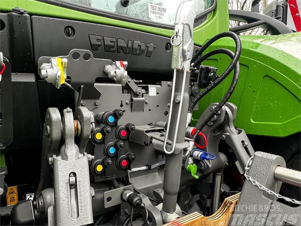 Fendt 718 Power Plus Tracteur