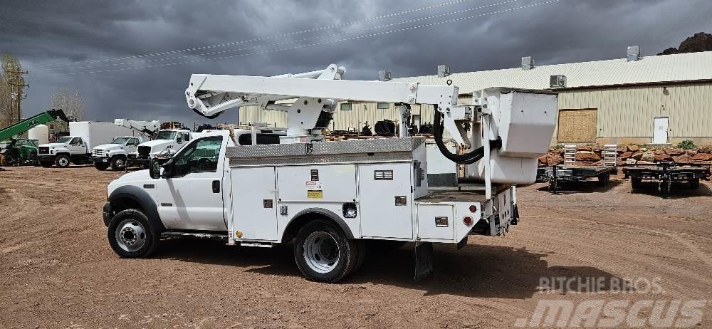 Ford Bucket Truck F550 Autre