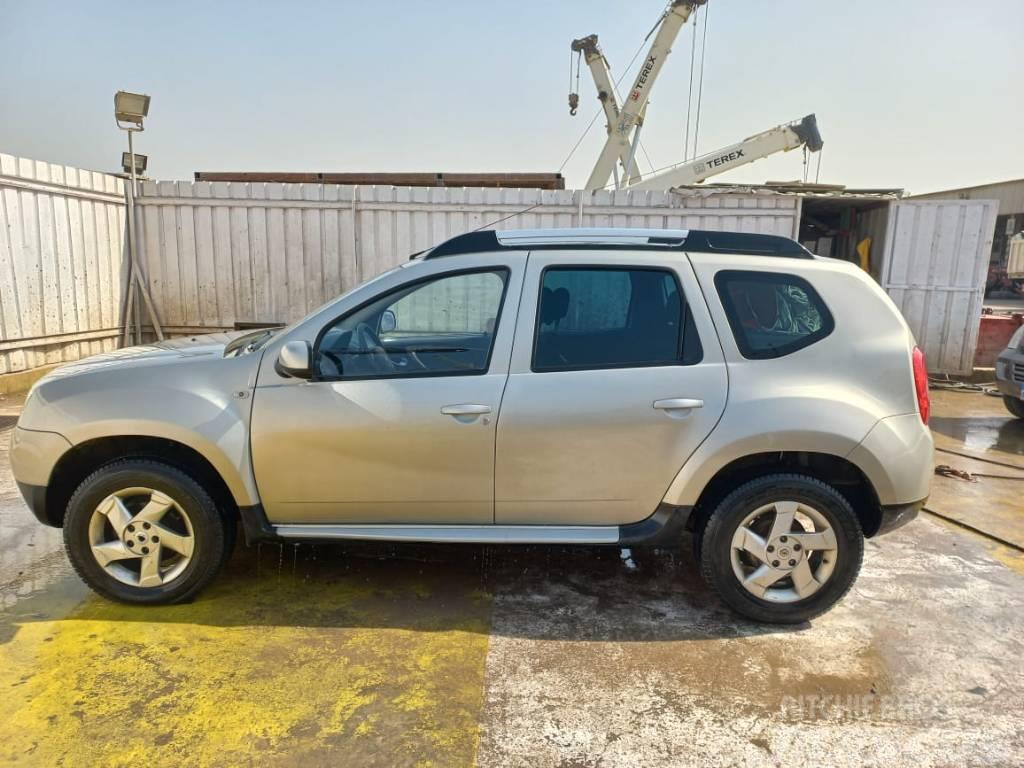 Renault Duster M/T Voiture