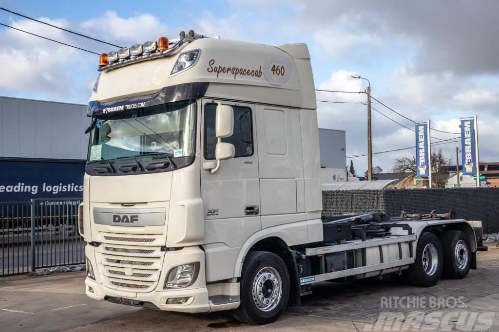 DAF XF 105.460 - AJK + intarder Camion porte container