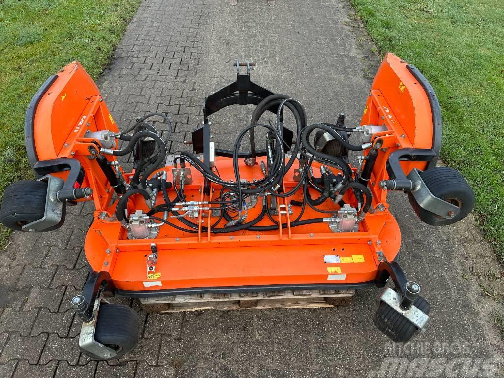 GMR TH 3000 b Tondeuses tractées
