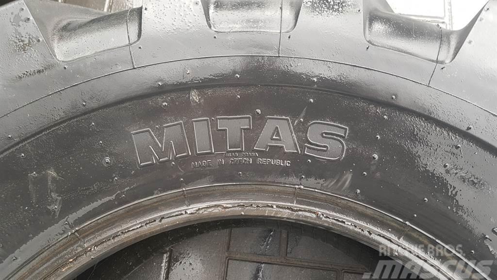 Mitas 17.5L-24 - Tyre/Reifen/Band Pneus, roues et jantes