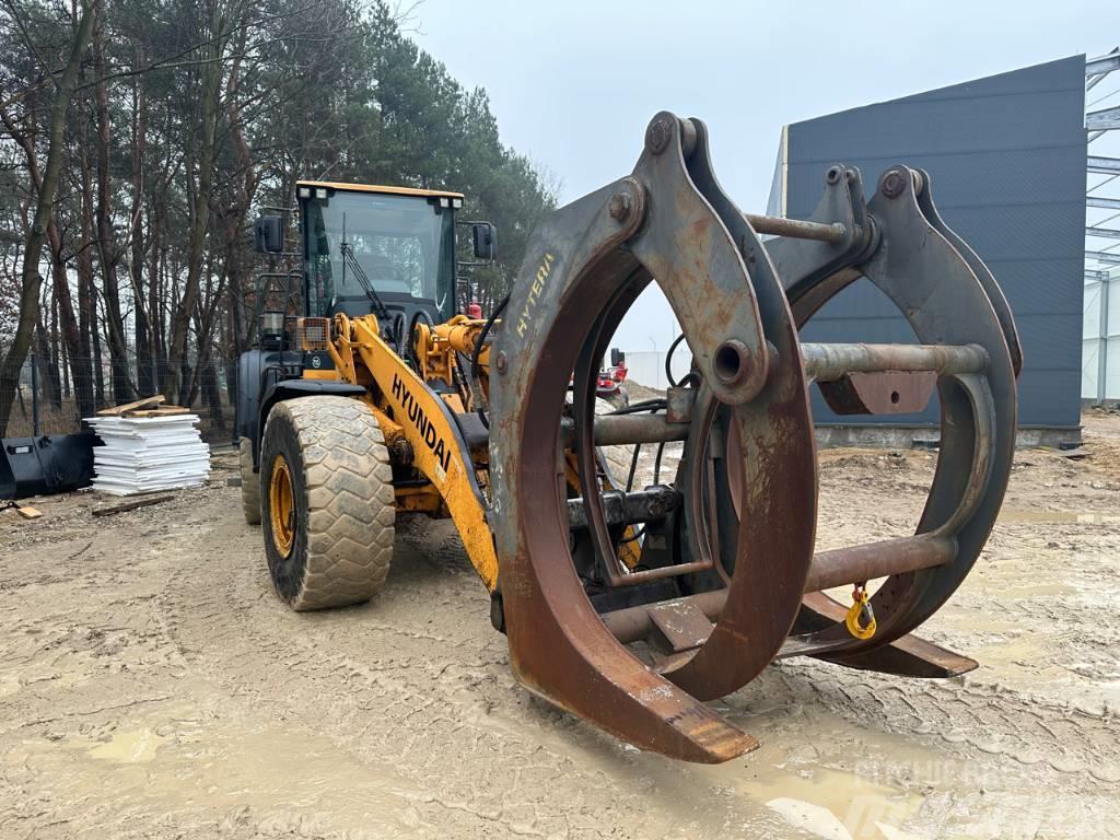 Log grapple suited for Volvo L120 L150 L220 trees logs Grappin