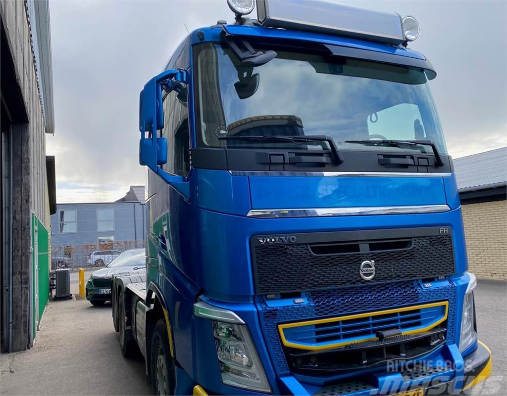 Volvo FH540 6x4 3200mm Hydr. Nav reduction Tracteur routier