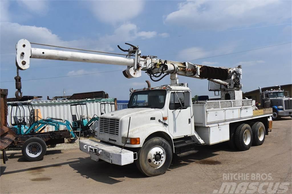 Altec D1090TR Camion foreuse