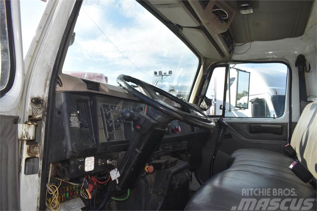 Altec D947TR Camion foreuse