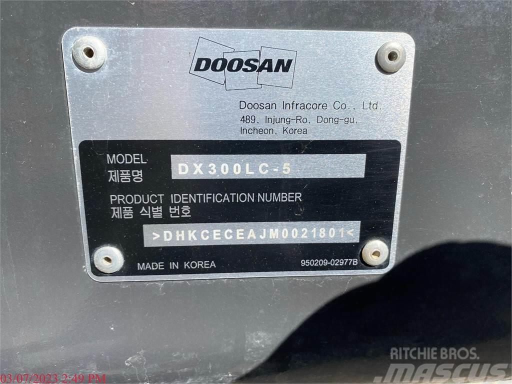 Doosan DX300 LC-5 Pelle à déchets