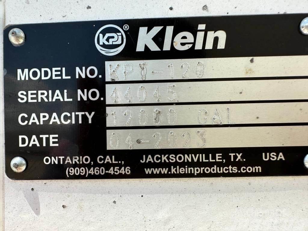 Klein KPT120 Camion citerne à eau