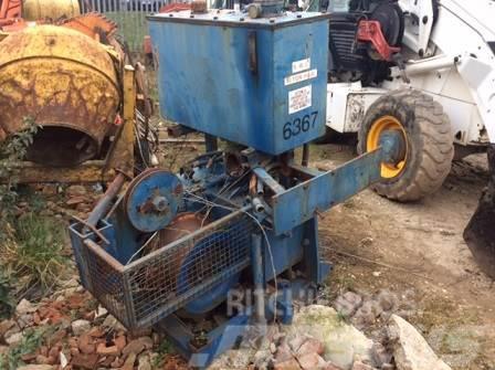 Boughton 2 NBH HYDRAULIC WINCH Palans, treuils et monte-charge