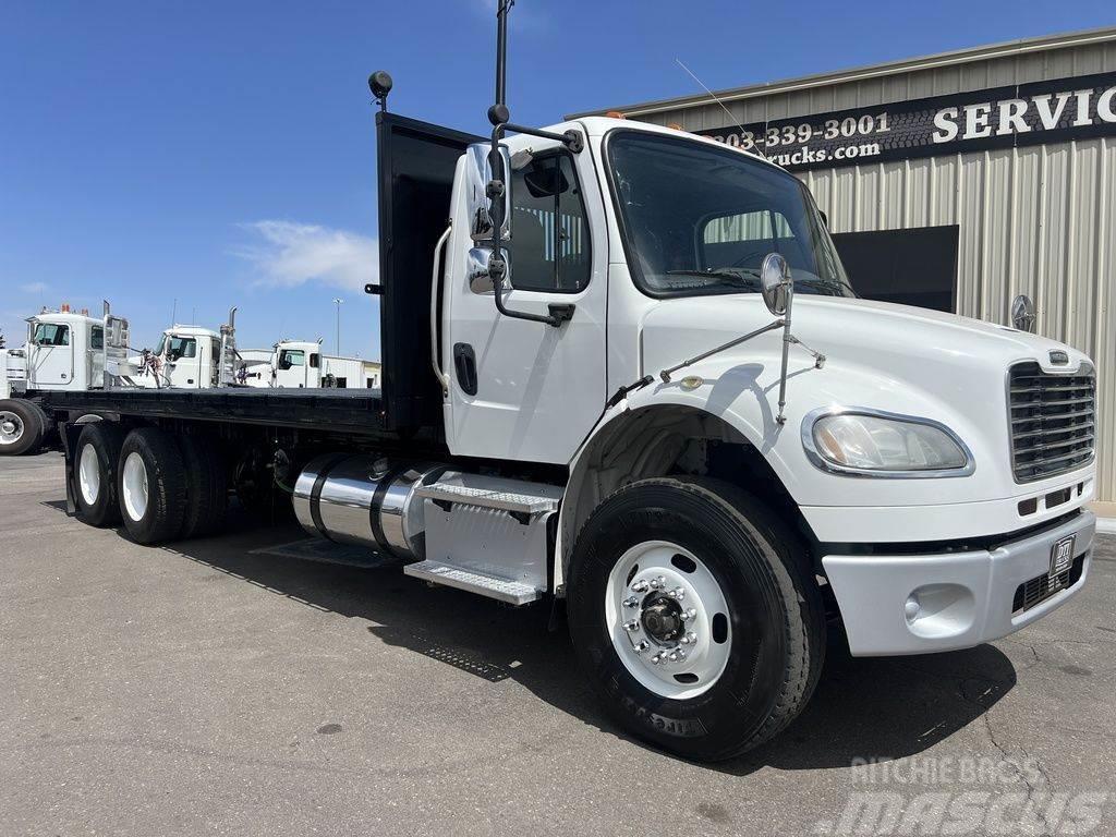 Freightliner M2-106 Camion plateau