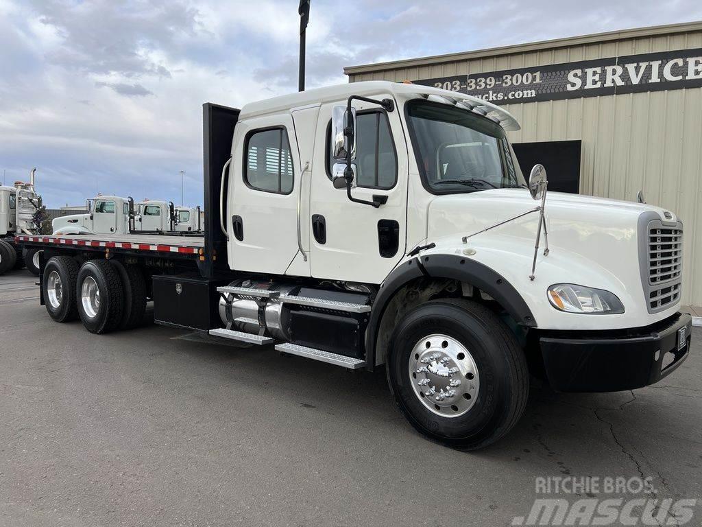 Freightliner M2-112 Camion plateau